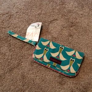 Bungalow 360 Pelican Clutch